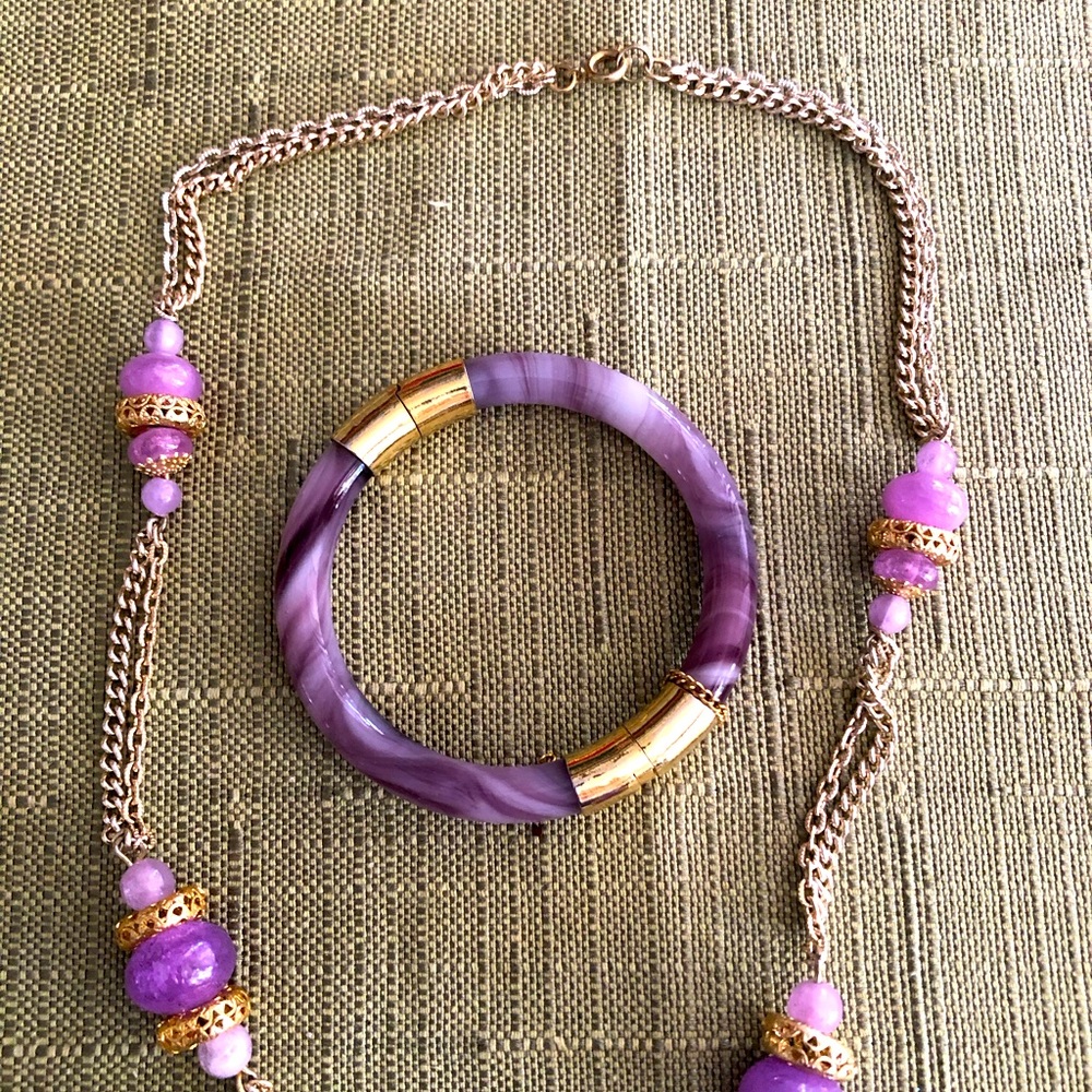 Elegant Purple and Gold Necklace Bracelet Set - Picture 3 of 7